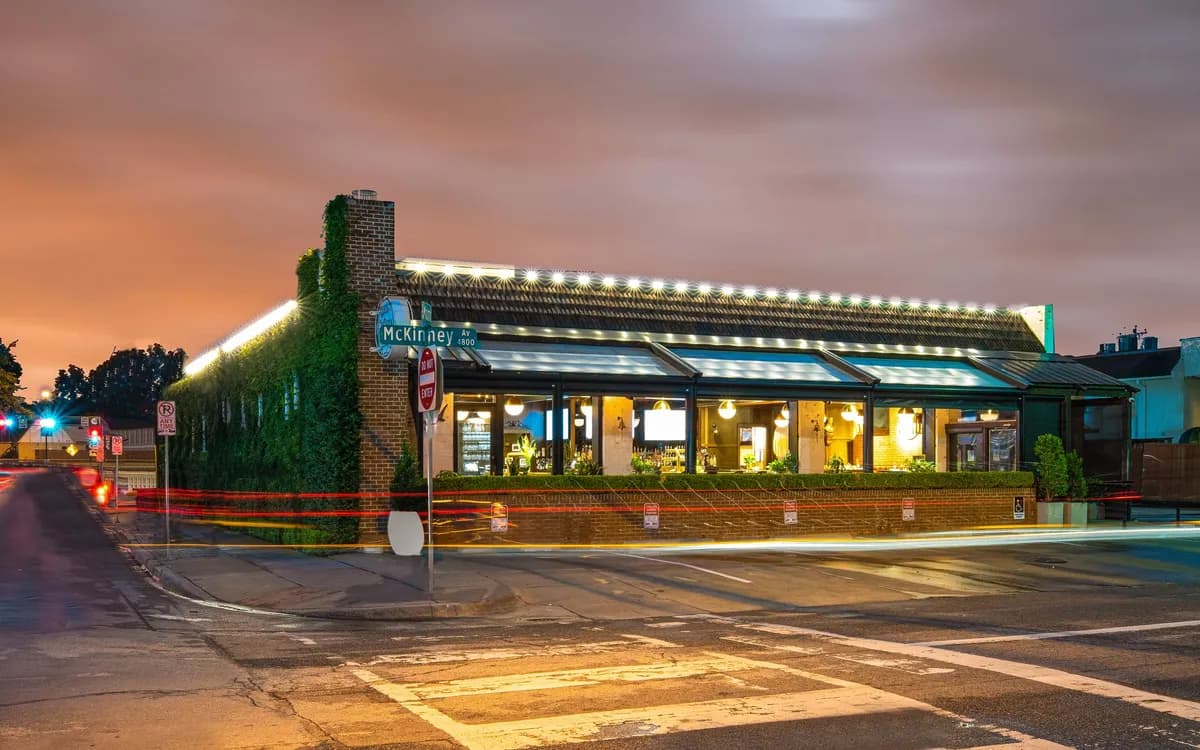 Chelsea Corner — American restaurant in Dallas